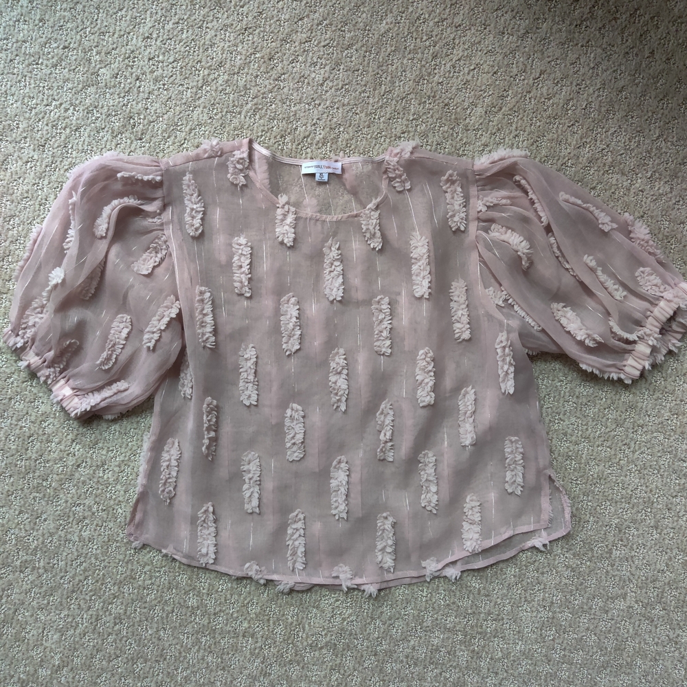 Chic Mauve Blouse with Textured Design